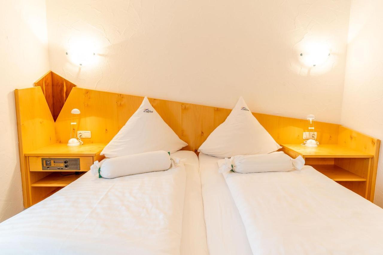 באד וויריסהופן Hotel Alpenhof מראה חיצוני תמונה