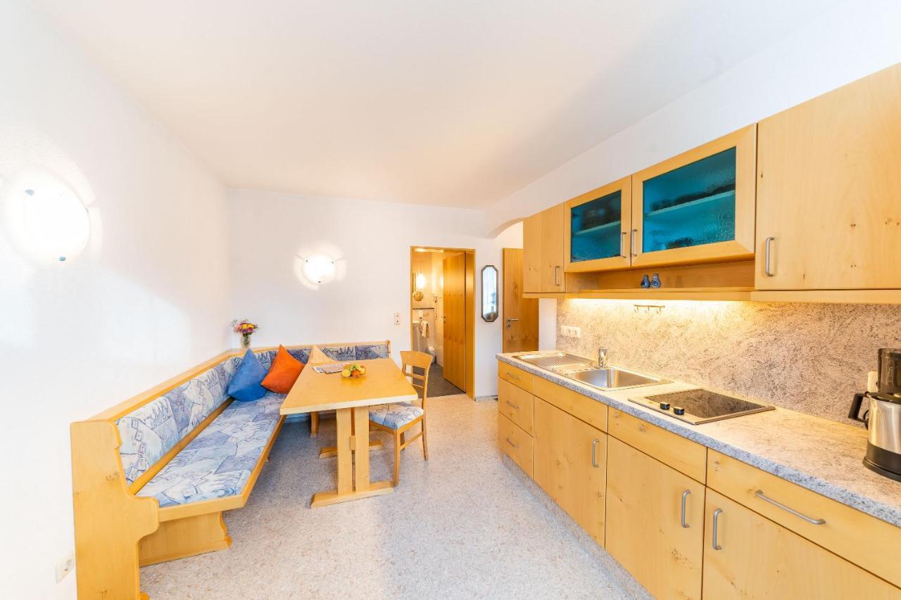 באד וויריסהופן Hotel Alpenhof מראה חיצוני תמונה