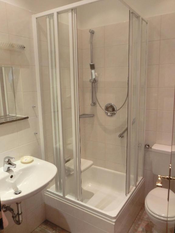 באד וויריסהופן Hotel Alpenhof חדר תמונה