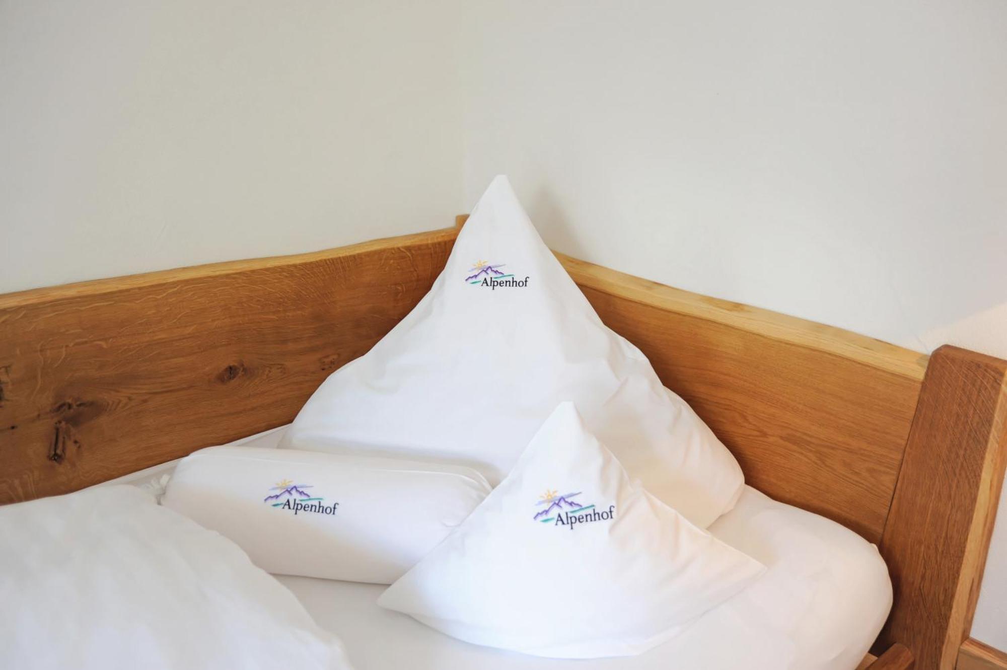 באד וויריסהופן Hotel Alpenhof מראה חיצוני תמונה