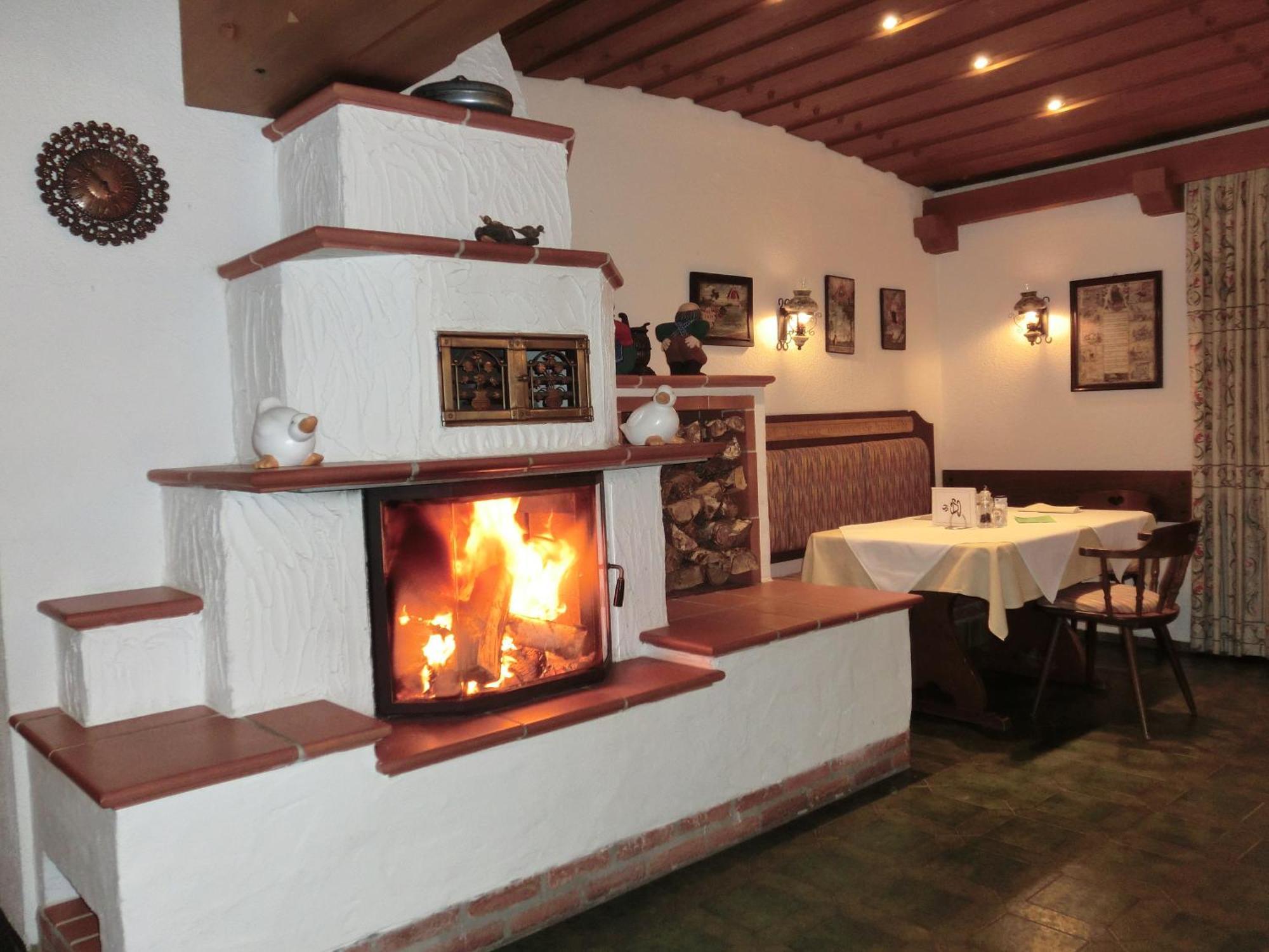 באד וויריסהופן Hotel Alpenhof מראה חיצוני תמונה